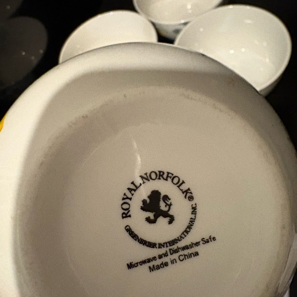 Royal Norfolk White and Yellow Lemon Ceramic Bowls - Set of 4 - Picture 4 of 7
